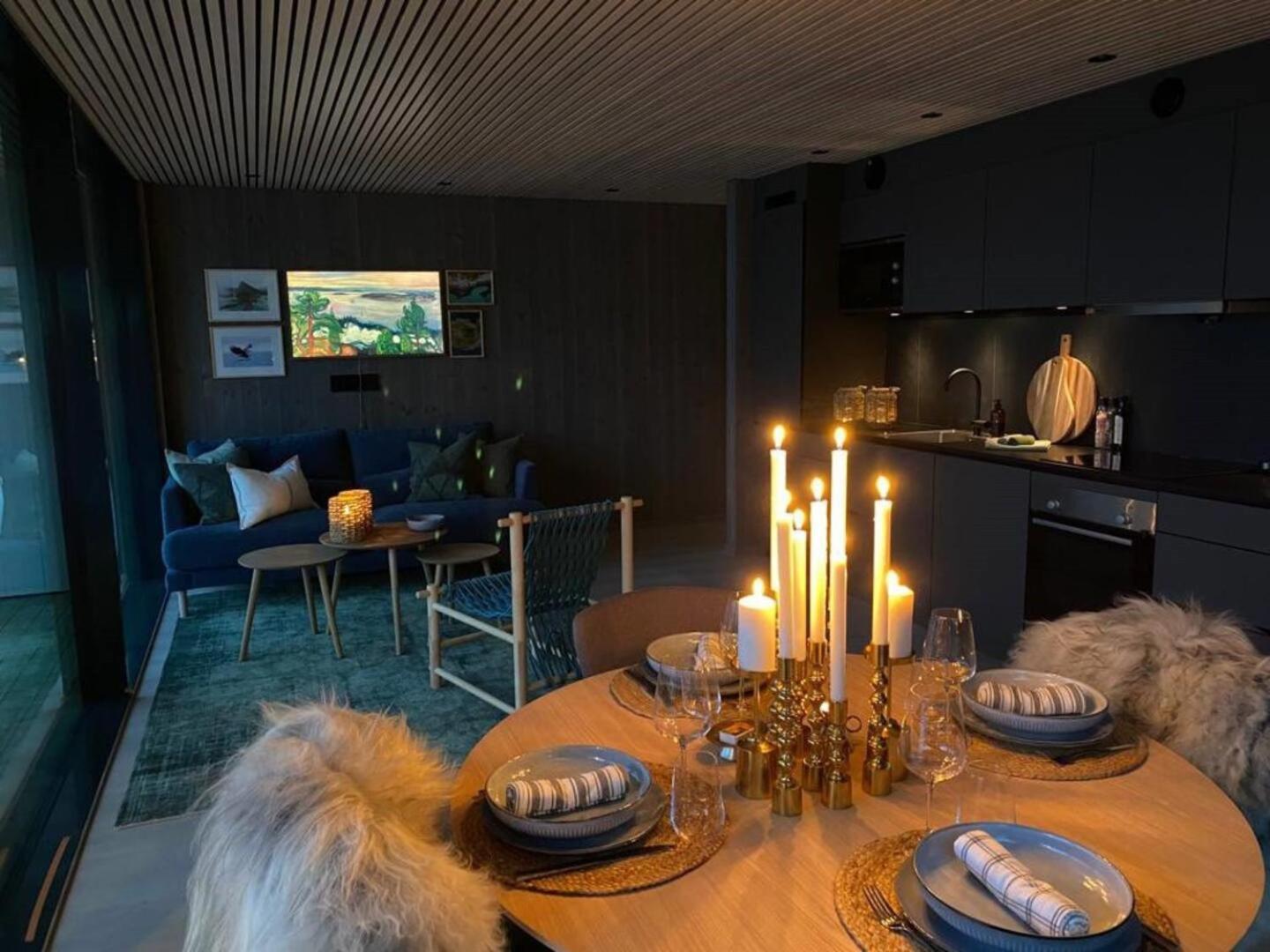 Waterfront Apartment With Panoramic Sea View Henningsvaer Luaran gambar