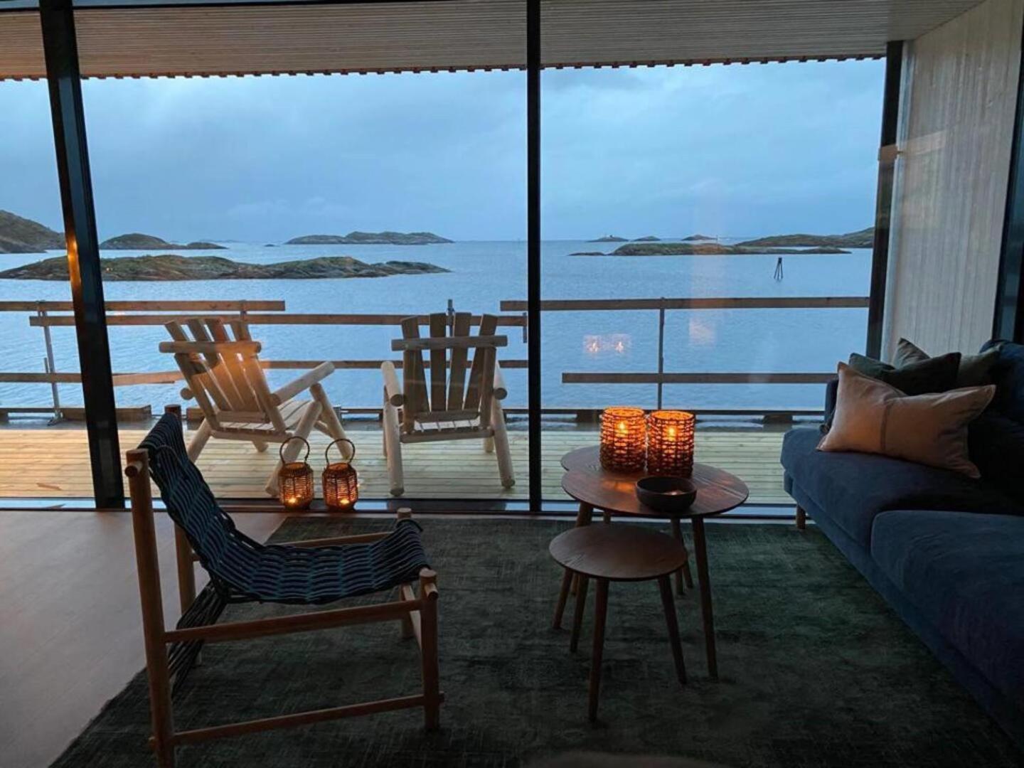 Waterfront Apartment With Panoramic Sea View Henningsvaer Luaran gambar