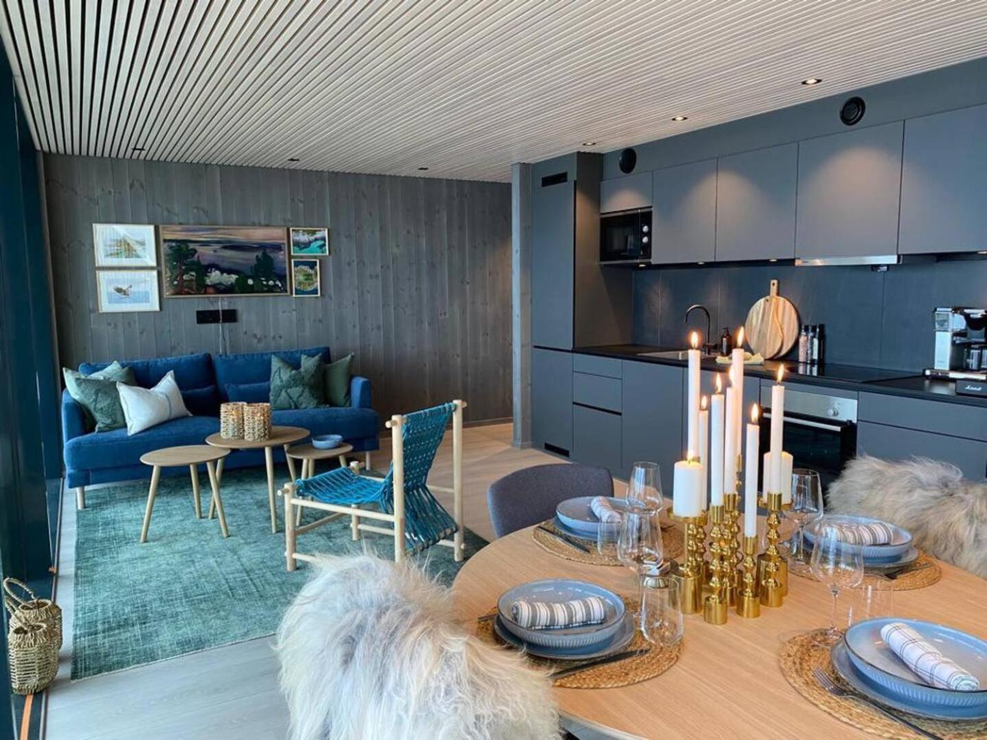 Waterfront Apartment With Panoramic Sea View Henningsvaer Luaran gambar